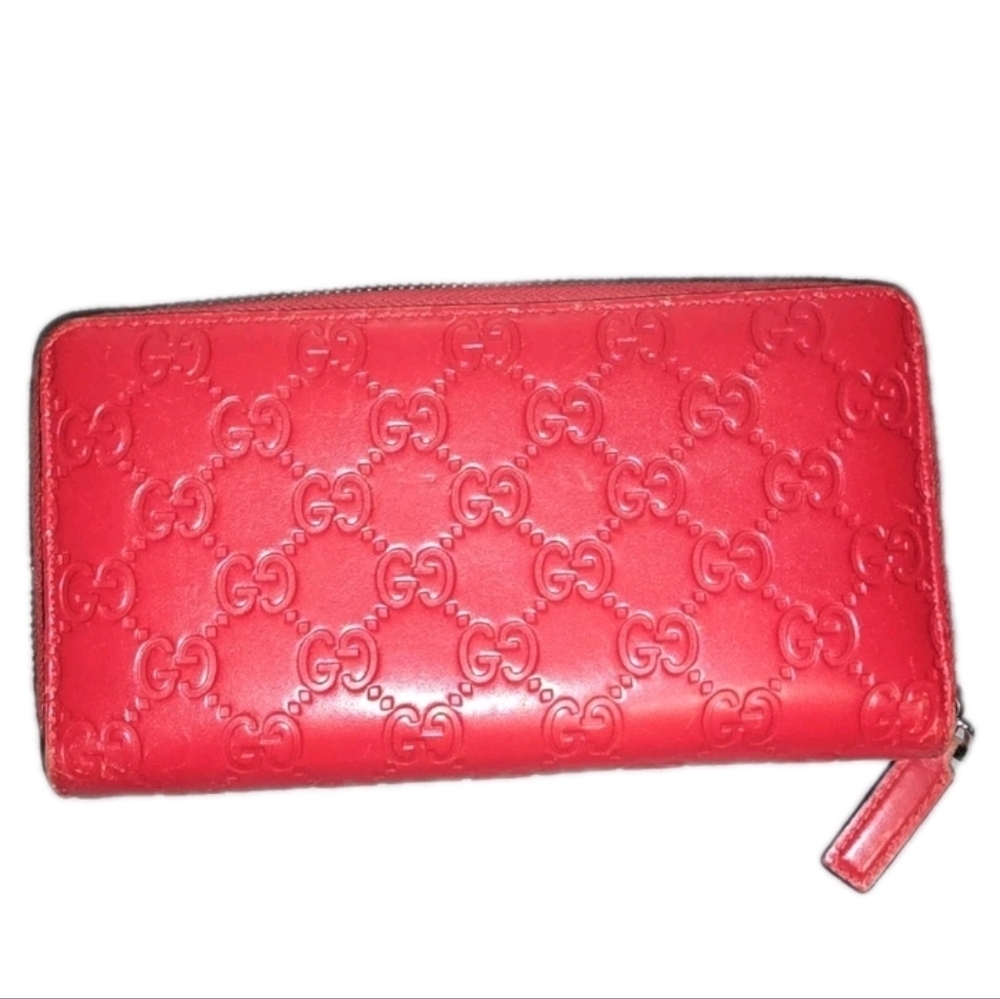 Authentic Gucci Red Embossed Patent Leather Wallet In EUC